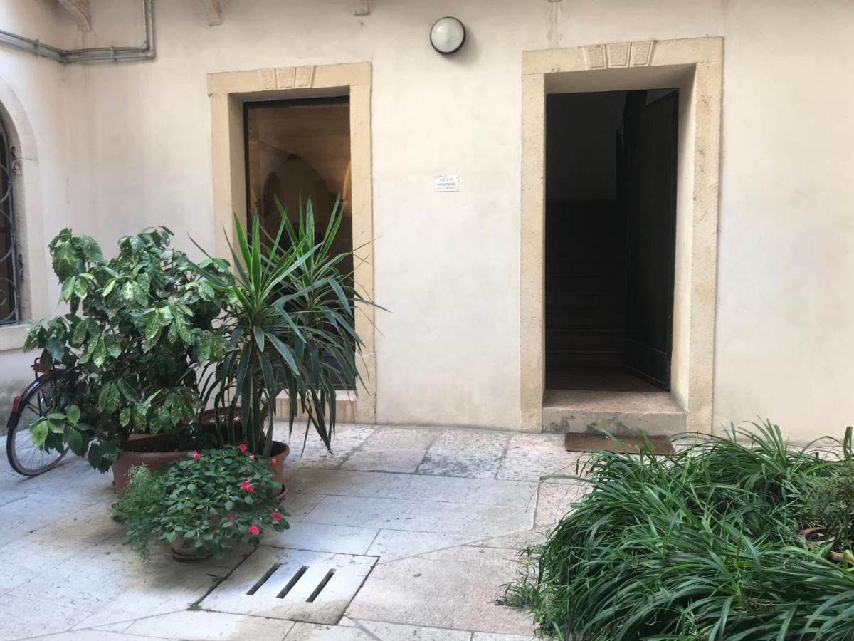 ורונה Palazzo Della Torre Room מראה חיצוני תמונה