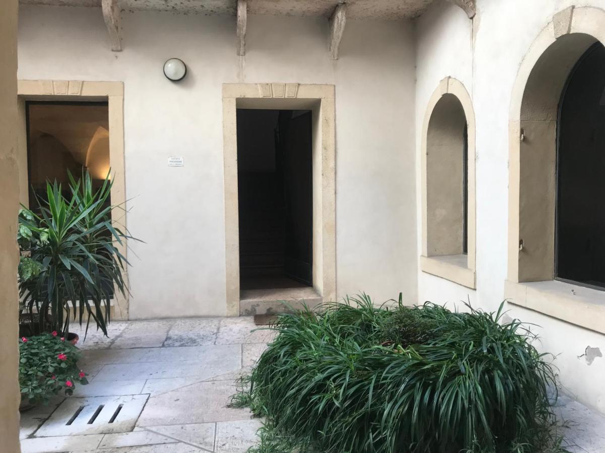 ורונה Palazzo Della Torre Room מראה חיצוני תמונה